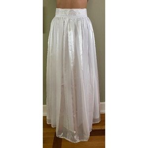 Women’s Long Full Skirt